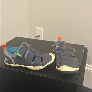 PLAE Blue and Green Sandals Versatile and Breathable